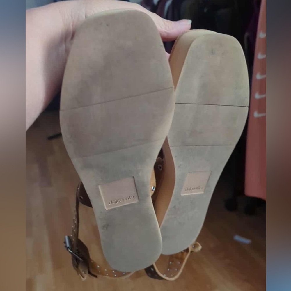 🌟 Dolce Vita Studded Ankle Strap Sandals | Tan Suede | Size 8 🌟 - Picture 3 of 3